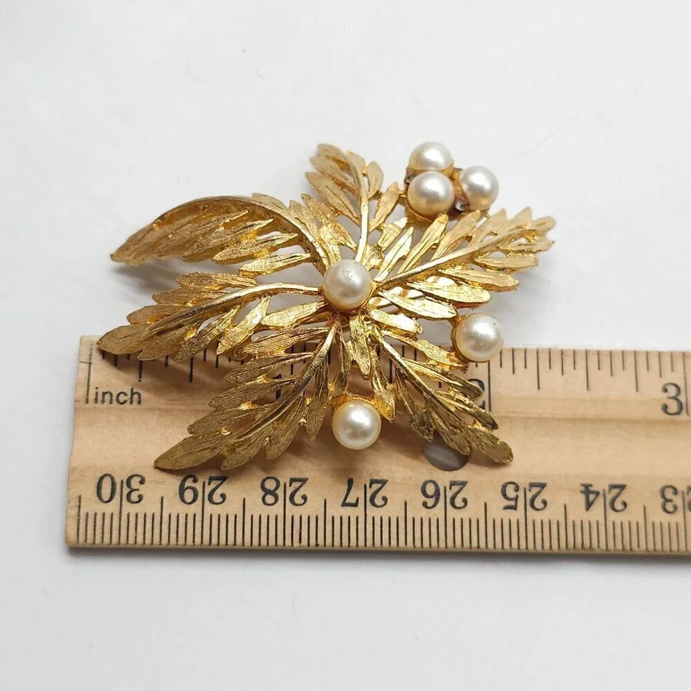 Vintage Gold Leaf Faux Pearl Brooch Pin Mid Century